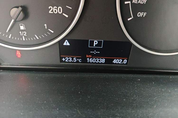 Used BMW 1 Series 2012 116i Leading Model Odometer Close Up