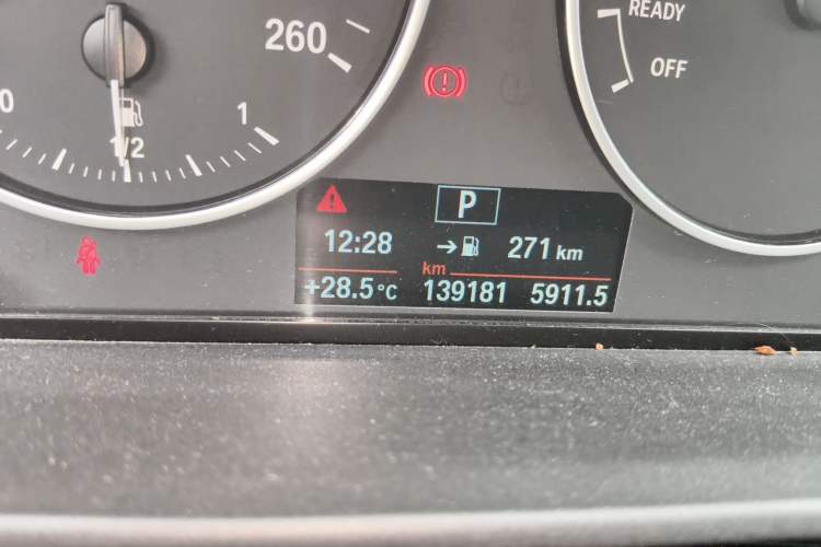 Used BMW 1 Series 2012 116i Urban Edition Odometer Close Up