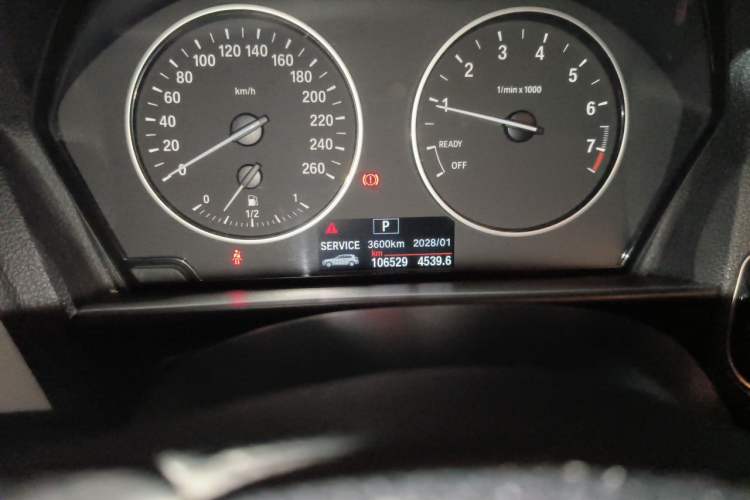 Used BMW 1 Series 2012 116i Leading Model Odometer Close Up