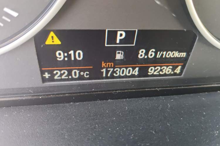 Used BMW 1 Series 2012 116i Urban Edition Odometer Close Up