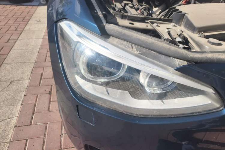 Used BMW 1 Series 2012 116i Leading Model Right Front Headlight