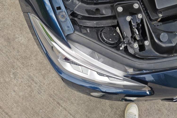 Used BMW 1 Series 2012 118i Leading Model Right Front Headlight