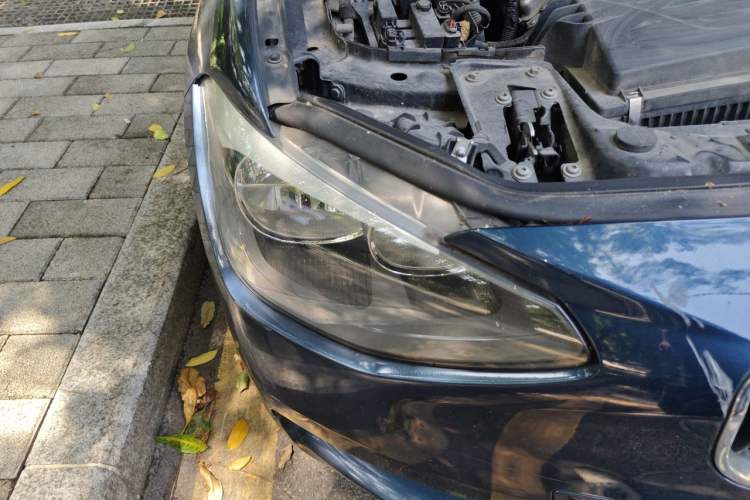 Used BMW 1 Series 2012 116i Leading Model Right Front Headlight