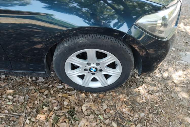 Used BMW 1 Series 2012 116i Leading Model Right Front Wheel Hub