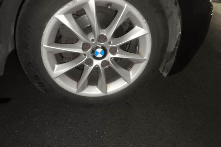 Used BMW 1 Series 2012 116i Urban Edition Right Front Wheel Hub