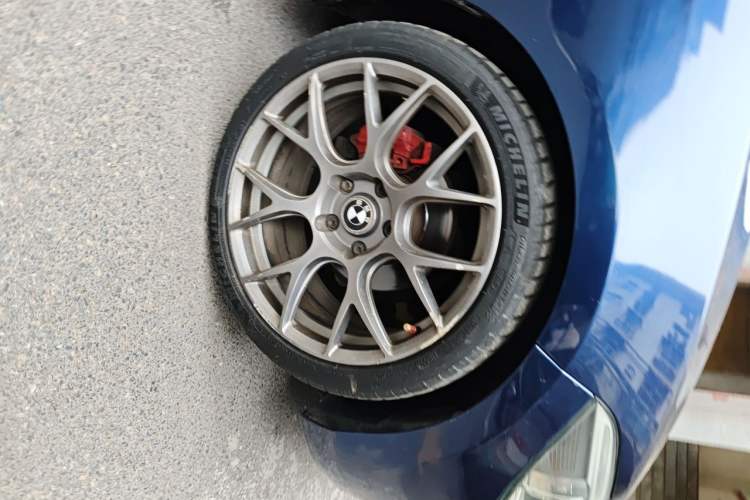 Used BMW 1 Series 2012 116i Leading Model Right Front Wheel Hub