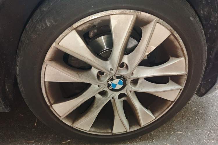 Used BMW 1 Series 2012 116i Urban Edition Right Front Wheel Hub