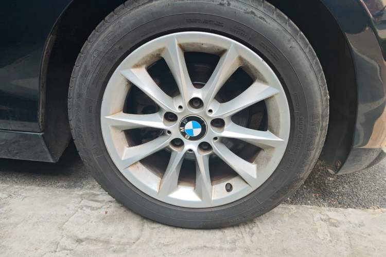 Used BMW 1 Series 2012 116i Urban Edition Right Front Wheel Hub