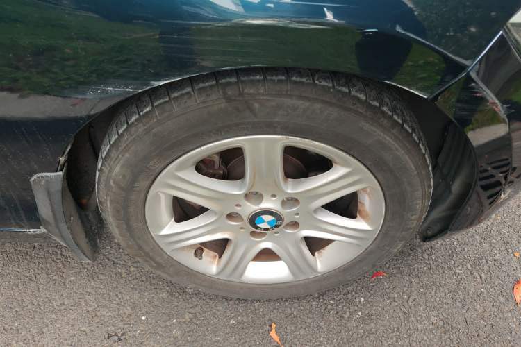 Used BMW 1 Series 2012 116i Leading Model Right Front Wheel Hub