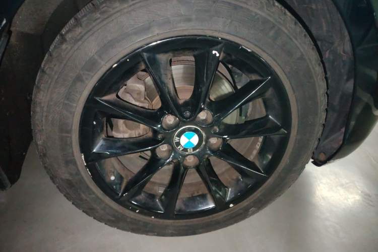 Used BMW 1 Series 2012 116i Leading Model Right Front Wheel Hub