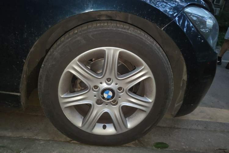 Used BMW 1 Series 2012 116i Urban Edition Right Front Wheel Hub