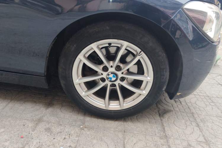 Used BMW 1 Series 2012 118i Leading Model Right Front Wheel Hub
