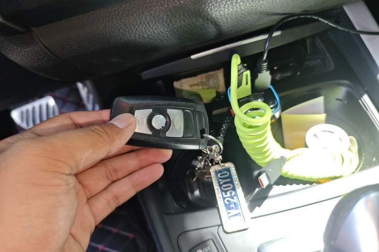 Used BMW 1 Series 2012 116i Leading Model Vehicle Key