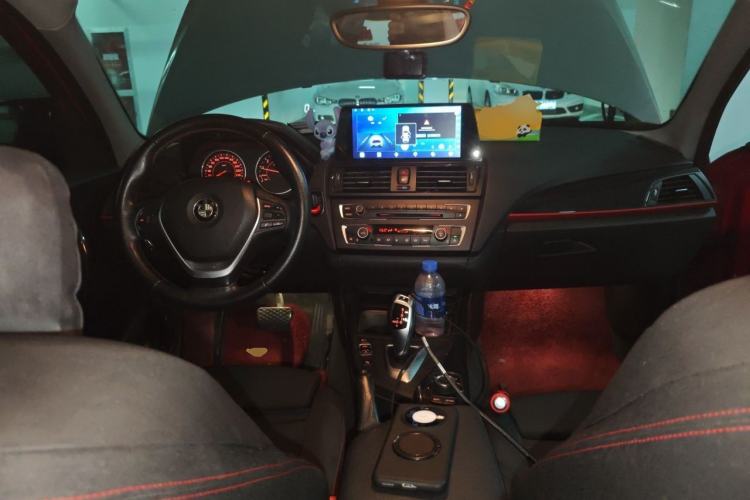 Used BMW 1 Series 2012 118i Leading Model Center Console