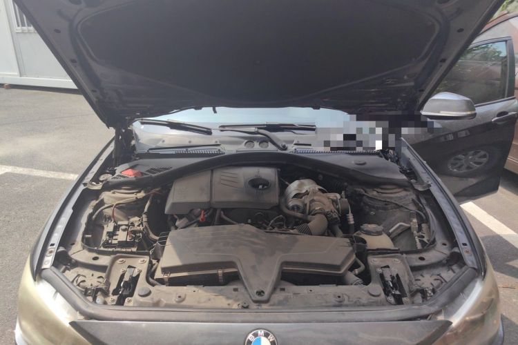 Used BMW 1 Series 2012 116i Leading Model Engine Bay