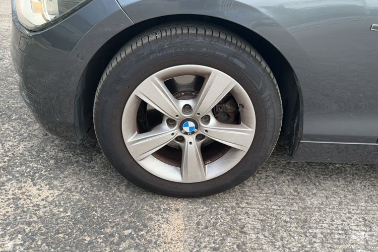 Used BMW 1 Series 2012 118i Sport Edition Left Front Wheel Hub