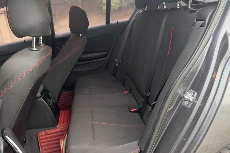 Used BMW 1 Series 2012 118i Sport Edition Left Rear Seat