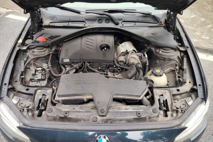 Used BMW 1 Series 2012 118i Leading Model Engine Bay