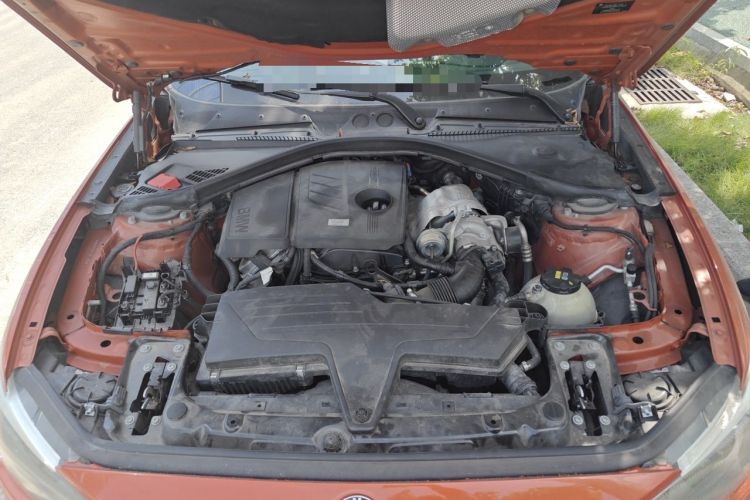 Used BMW 1 Series 2012 116i Leading Model Engine Bay