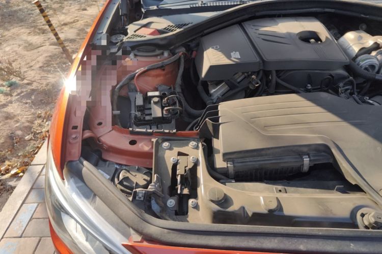 Used BMW 1 Series 2012 118i Sport Edition Engine Bay Right