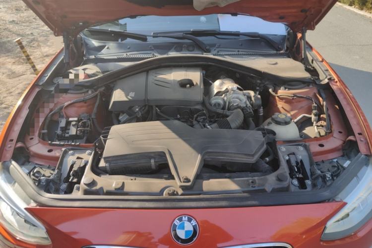 Used BMW 1 Series 2012 118i Sport Edition Engine Bay