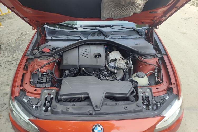 Used BMW 1 Series 2012 118i Leading Model Engine Bay