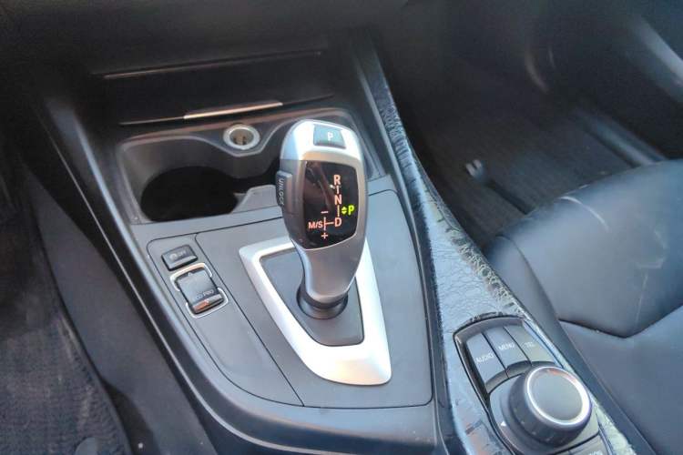Used BMW 1 Series 2012 116i Leading Model Gear Lever