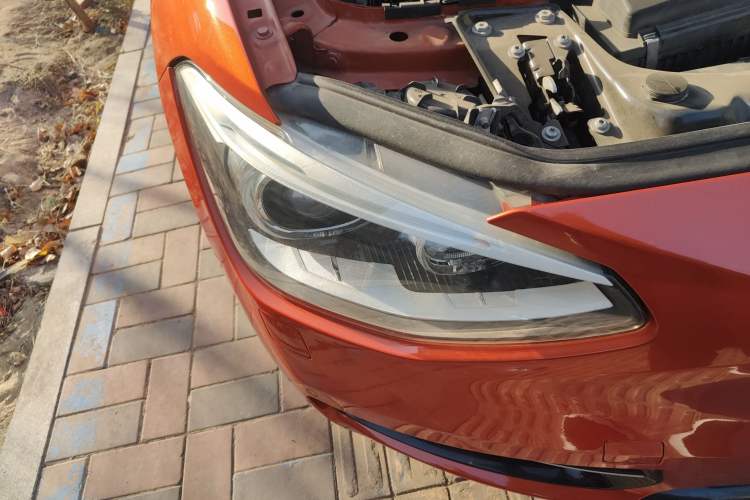 Used BMW 1 Series 2012 118i Sport Edition Right Front Headlight