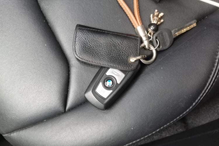 Used BMW 1 Series 2012 116i Leading Model Vehicle Key