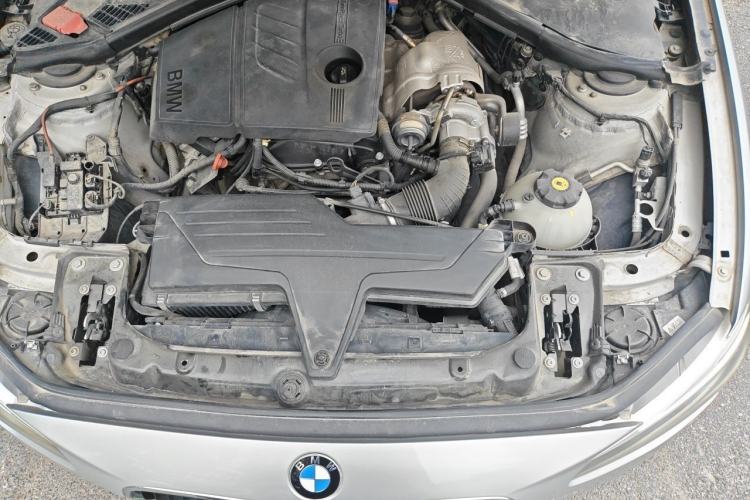 Used BMW 1 Series 2012 118i Leading Model Engine Bay