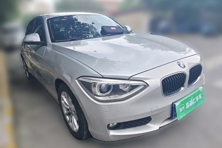 Used BMW 1 Series 2012 118i Leading Model Front Right 45 Deg