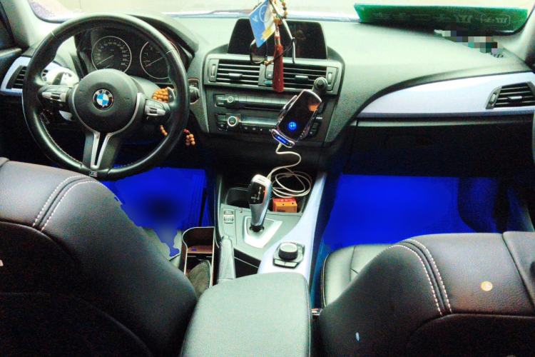 Used BMW 1 Series 2012 118i Leading Model Center Console