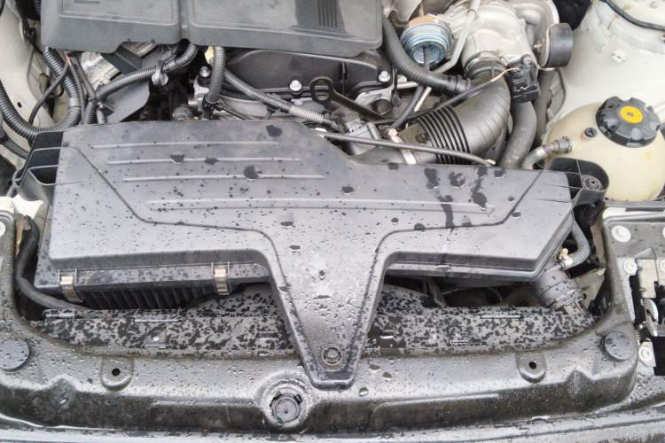 Used BMW 1 Series 2012 118i Leading Model Engine Bay