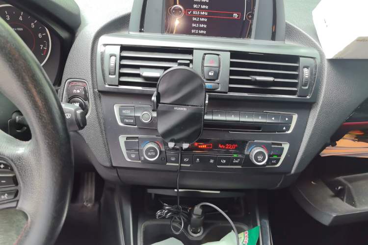 Used BMW 1 Series 2012 118i Sport Edition Audio And AC Panel