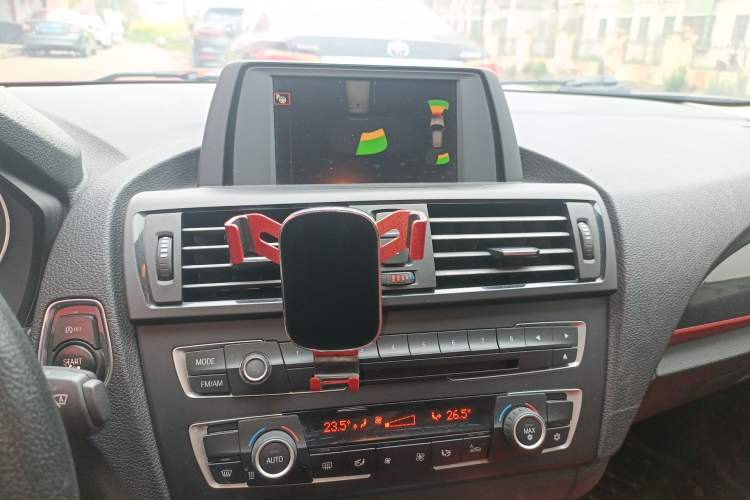 Used BMW 1 Series 2012 118i Sport Edition Audio And AC Panel