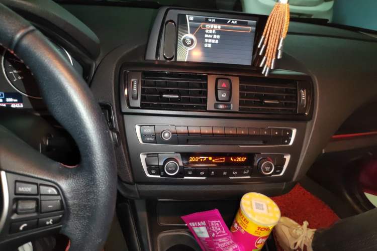 Used BMW 1 Series 2012 118i Sport Edition Audio And AC Panel
