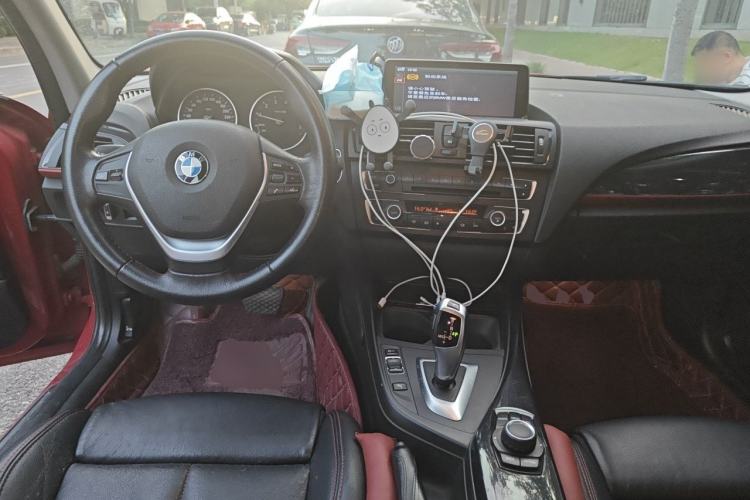 Used BMW 1 Series 2012 118i Sport Edition Center Console