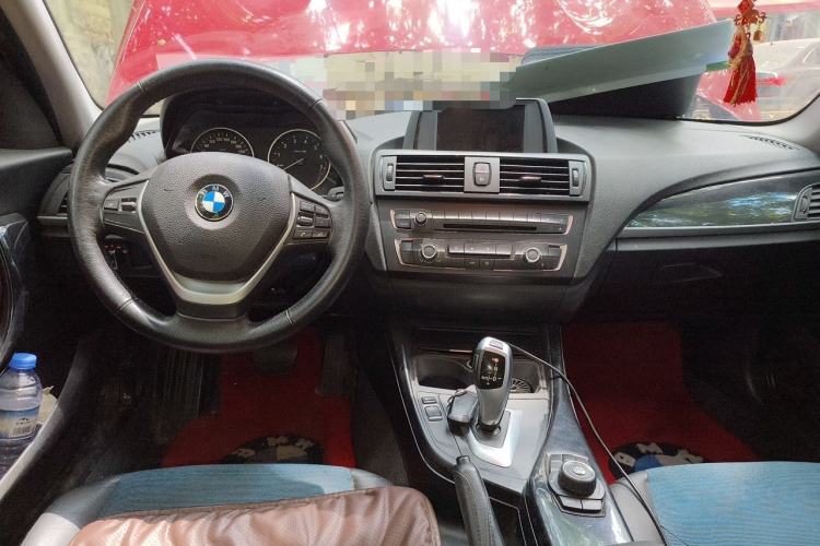 Used BMW 1 Series 2012 116i Leading Model Center Console