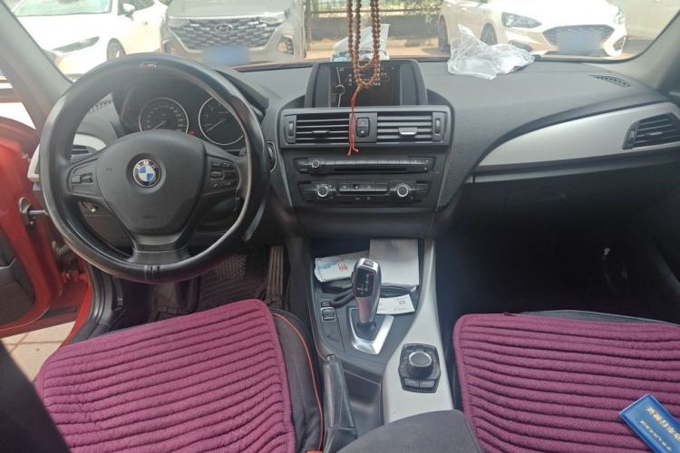 Used BMW 1 Series 2012 116i Leading Model Center Console