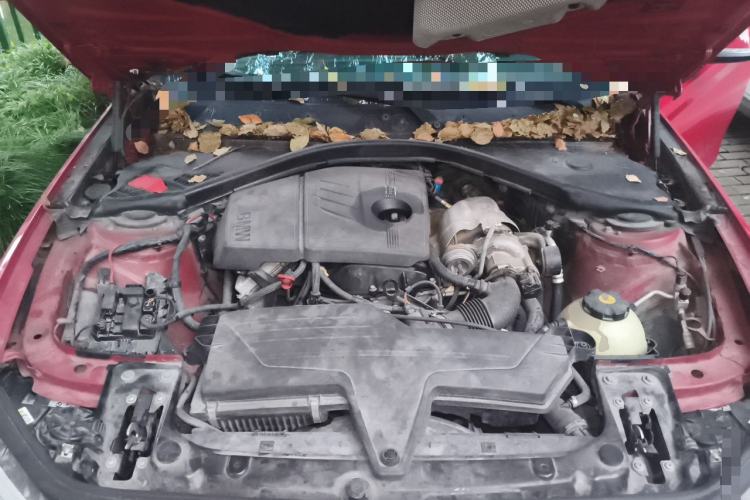 Used BMW 1 Series 2012 118i Sport Edition Engine Bay