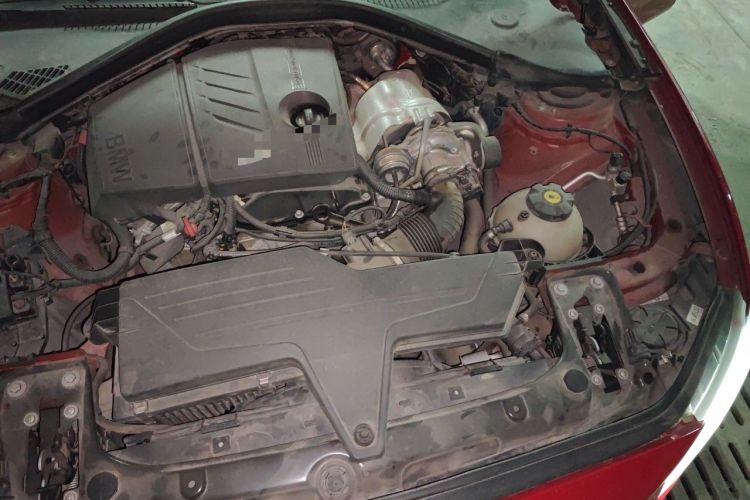 Used BMW 1 Series 2012 116i Urban Edition Engine Bay Left