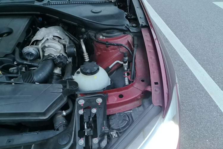 Used BMW 1 Series 2012 116i Leading Model Engine Bay Left