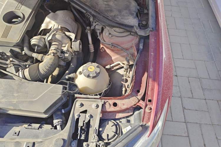 Used BMW 1 Series 2012 118i Leading Model Engine Bay Left
