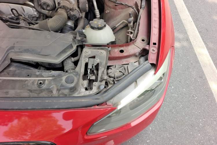 Used BMW 1 Series 2012 116i Leading Model Engine Bay Left