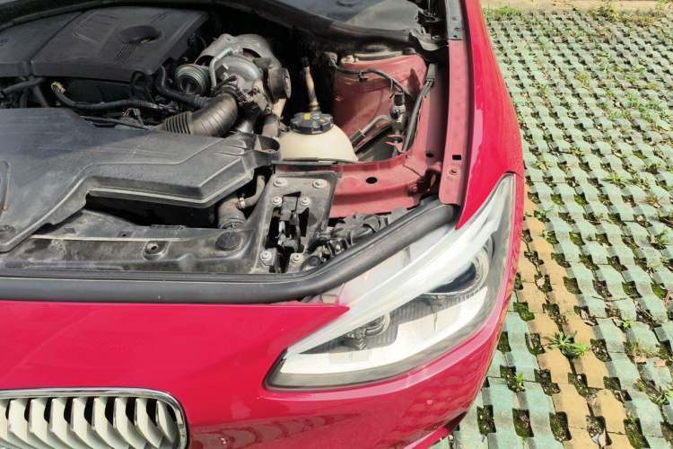 Used BMW 1 Series 2012 116i Urban Edition Engine Bay Left