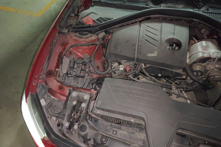 Used BMW 1 Series 2012 116i Urban Edition Engine Bay Right