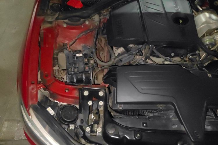 Used BMW 1 Series 2012 118i Leading Model Engine Bay Right