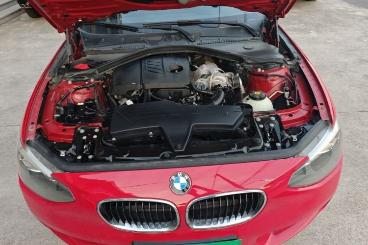 Used BMW 1 Series 2012 116i Leading Model Engine Bay