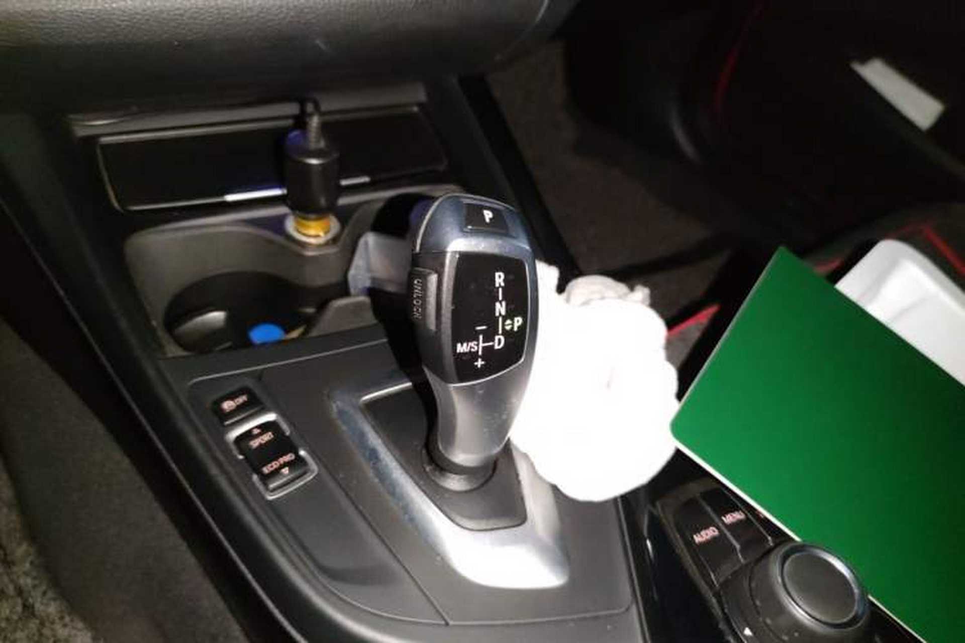 Used BMW 1 Series 2012 116i Urban Edition Gear Lever