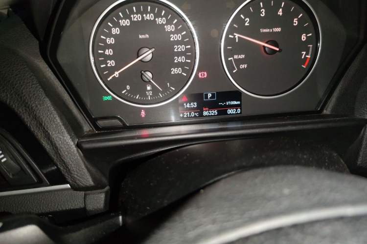 Used BMW 1 Series 2012 116i Urban Edition Odometer Close Up